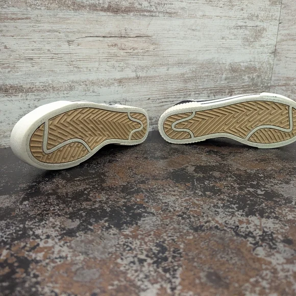 Womens Nike Court Legacy Lift Shoes Sz 6 Used DM7590 001 Black Leather - Picture 9 of 9